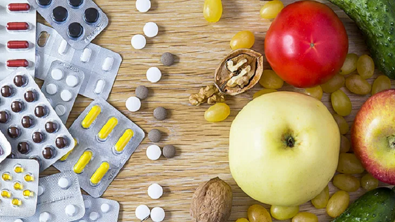 متخصص تغذیه تهران | رژیم غذایی آنلاین | دکتر مریم سبکتکین | کمبود کدام ویتامین باعث خارش بدن می شود؟