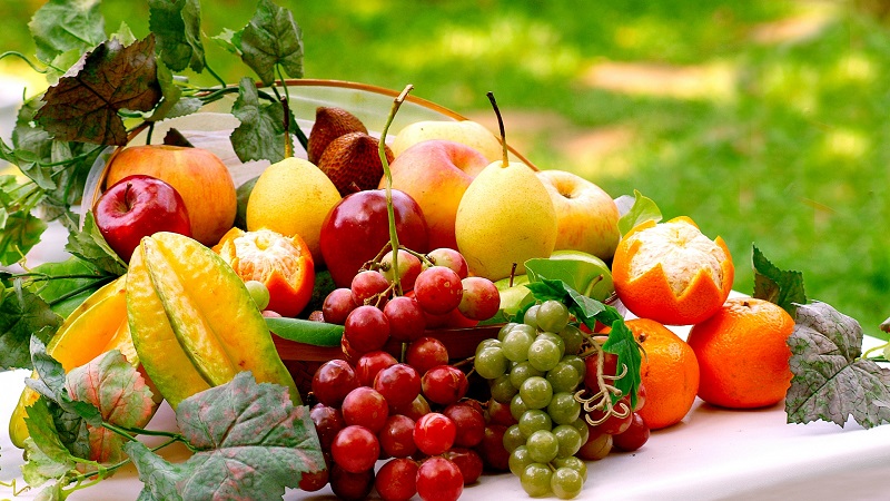 میوه های تابستانی چاق کننده