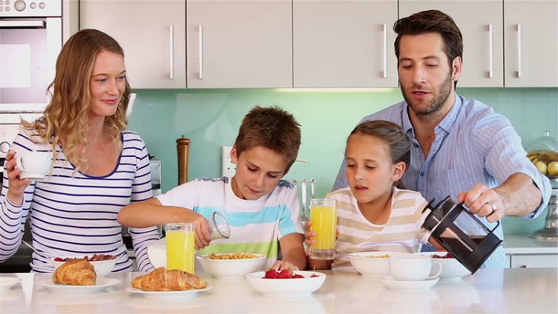 بهترین زمان خوردن صبحانه | رژیم آنلاین اصفهان