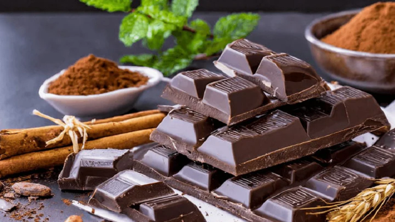 متخصص تغذیه تهران | . 7 مزیت سلامتی شکلات تلخ یا کاکائو